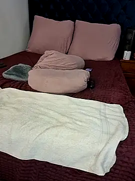 BootyCallEver webcam