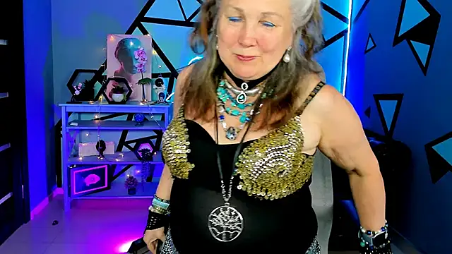 LilaMaharani webcam