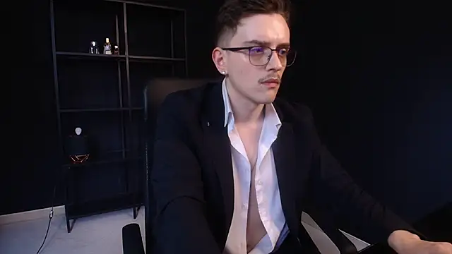 felixstarkk (M young) - Spoil The Stud