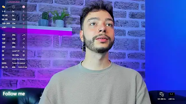 noah_ricci webcam