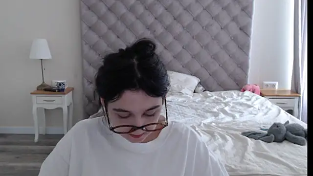 cute_lilia webcam