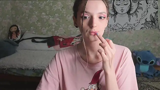 Cutie_Adelia webcam