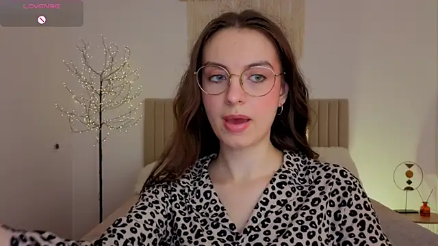 Real_cutie1 webcam