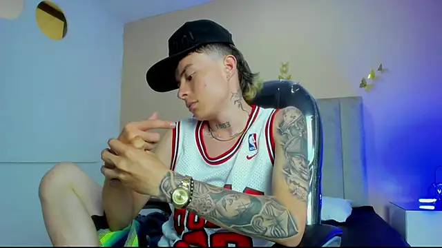 Nascary_Fox webcam
