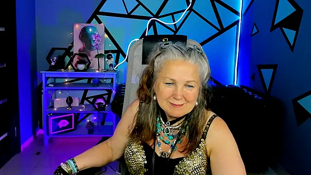 LilaMaharani webcam