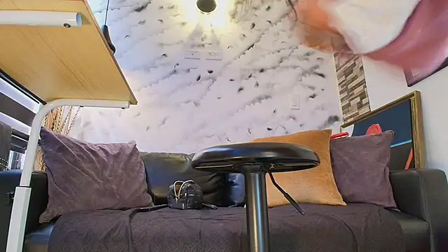Sophie_LittleS webcam