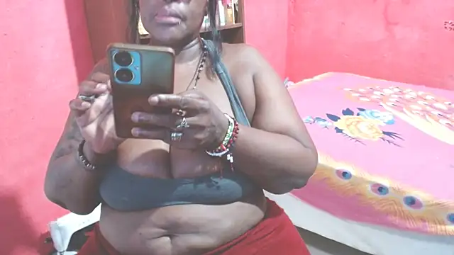 loretybig webcam