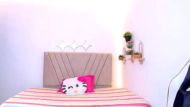zara_cute webcam