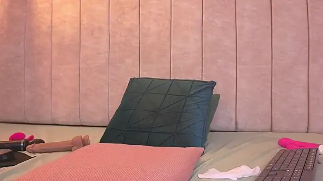 lexyfyre webcam
