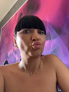 MysticCleo webcam
