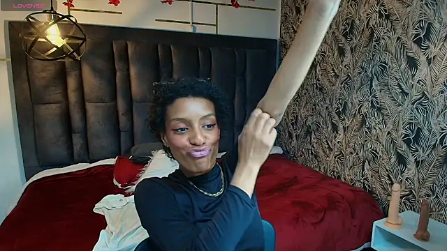 zia_green (F young) - 🔥CAMEL TOE+ TWERK😈