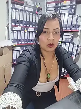 zoe-wilder_ (G milf) - oiling tits + naked 🍑😈