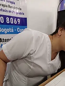 sara_21- (Ask my age) - MASTURBATION IN THE MEN'S BATHROOM