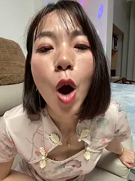 fafade2588 (F milf) - 比基尼跳舞