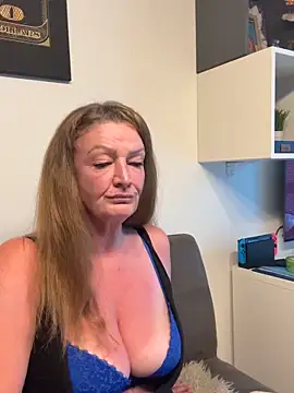 Milf-Gabi webcam