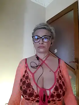 LunaBlaise webcam