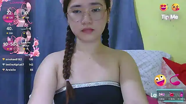 HornyAsian4uxx webcam