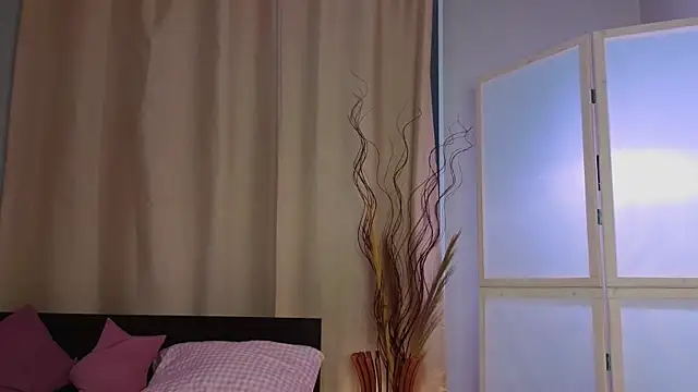 ButtonEyes webcam