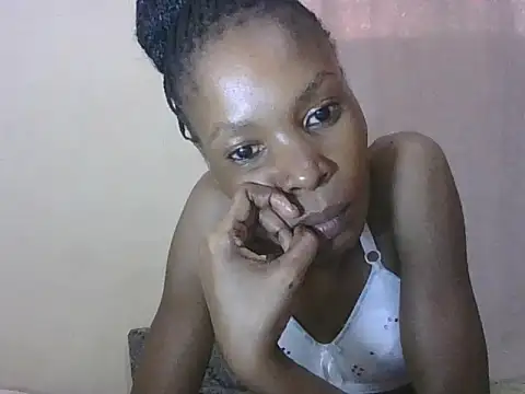 Sweetpetite254 webcam