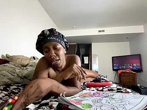 Yoshibaby2670 webcam