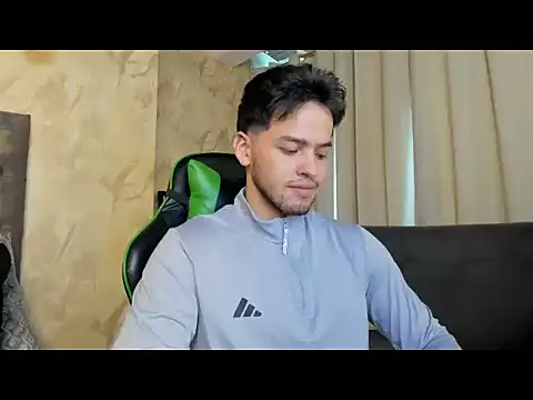 RONNY_COLTON webcam