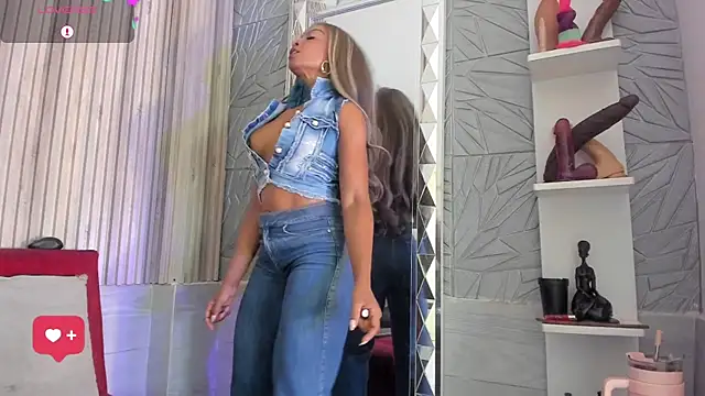 BriannaChelsea webcam