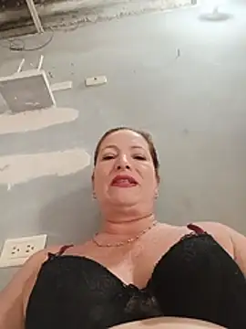 Sexy-Woman-Mature webcam