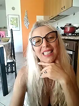 _sexyBLONDE46_ webcam
