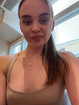 KristiRich webcam