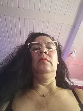 KiaraFoster webcam