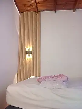 AmyPrice9 webcam