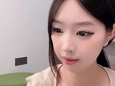 Yoyo33355 webcam