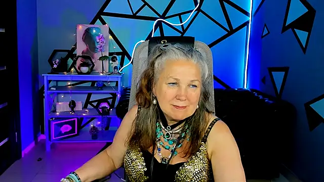 LilaMaharani webcam