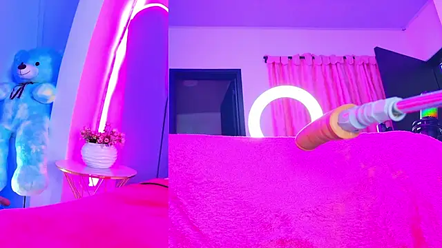NathaxaLeans webcam