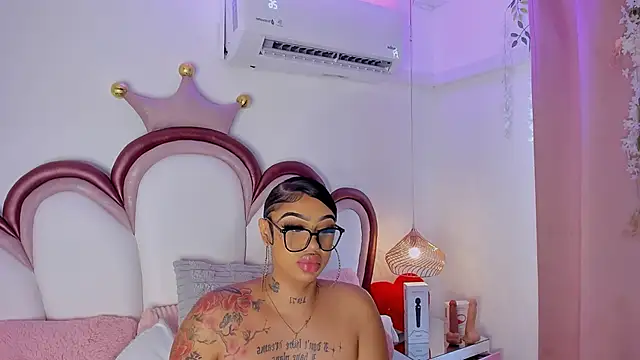 Modelo: Mia_Jansen
