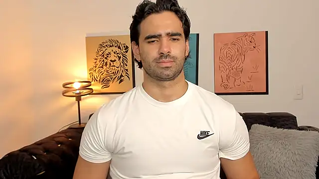 brad_martin (M young) - NAKED AND HARD DICK