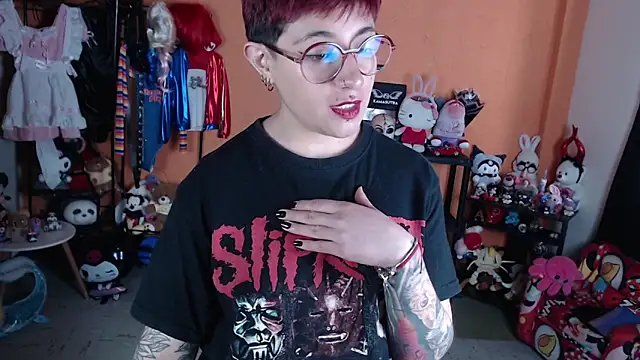MissMiia2 webcam