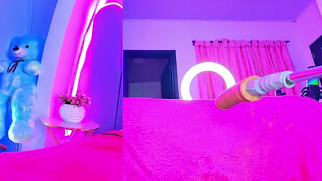 NathaxaLeans webcam