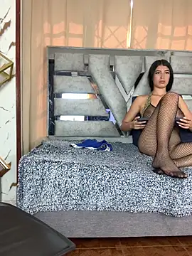 Antonella_And_Thiago webcam