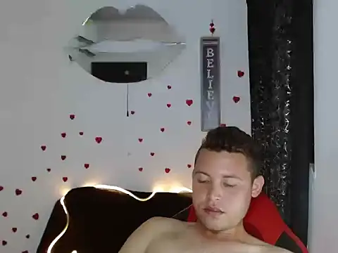 sven_fox723 webcam
