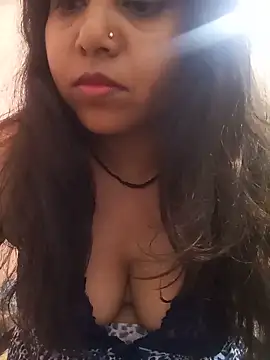 Miss_kirtii webcam