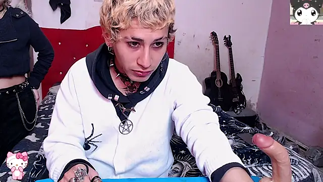 Cute_Chrixxx webcam