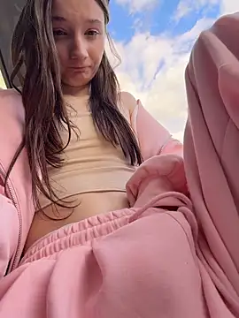 hiding-mila