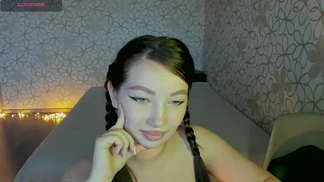 Lissa_Cristal webcam