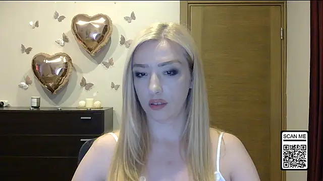 Wild_Silk_Desire webcam
