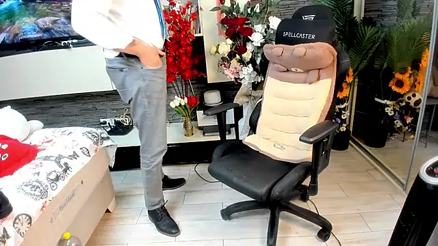 SpartacusDaddy48 webcam
