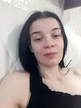 LunaAdika777 webcam