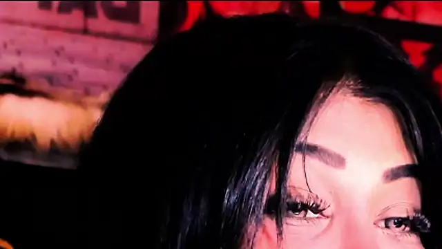 indian_dreamgirl webcam