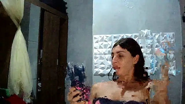 AlexiaDuucan webcam