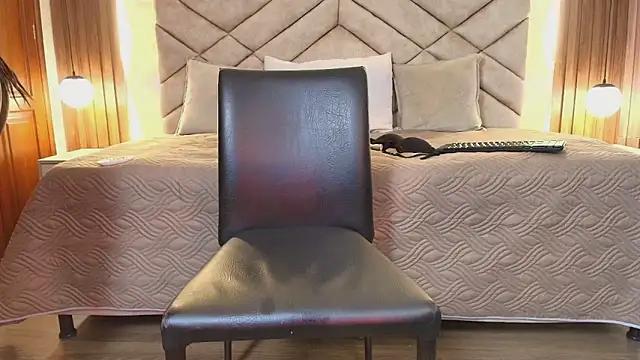 raquel_jones (Ask my age) - blowjob spit on tits